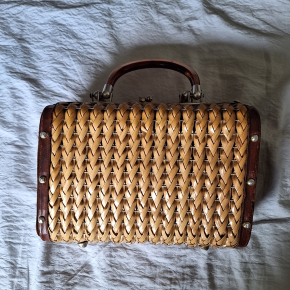 Rare Vintage wicker purse - Picture 1 of 6